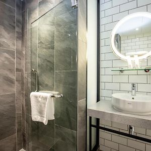 Standard Zimmer mit zwei Einzelbetten